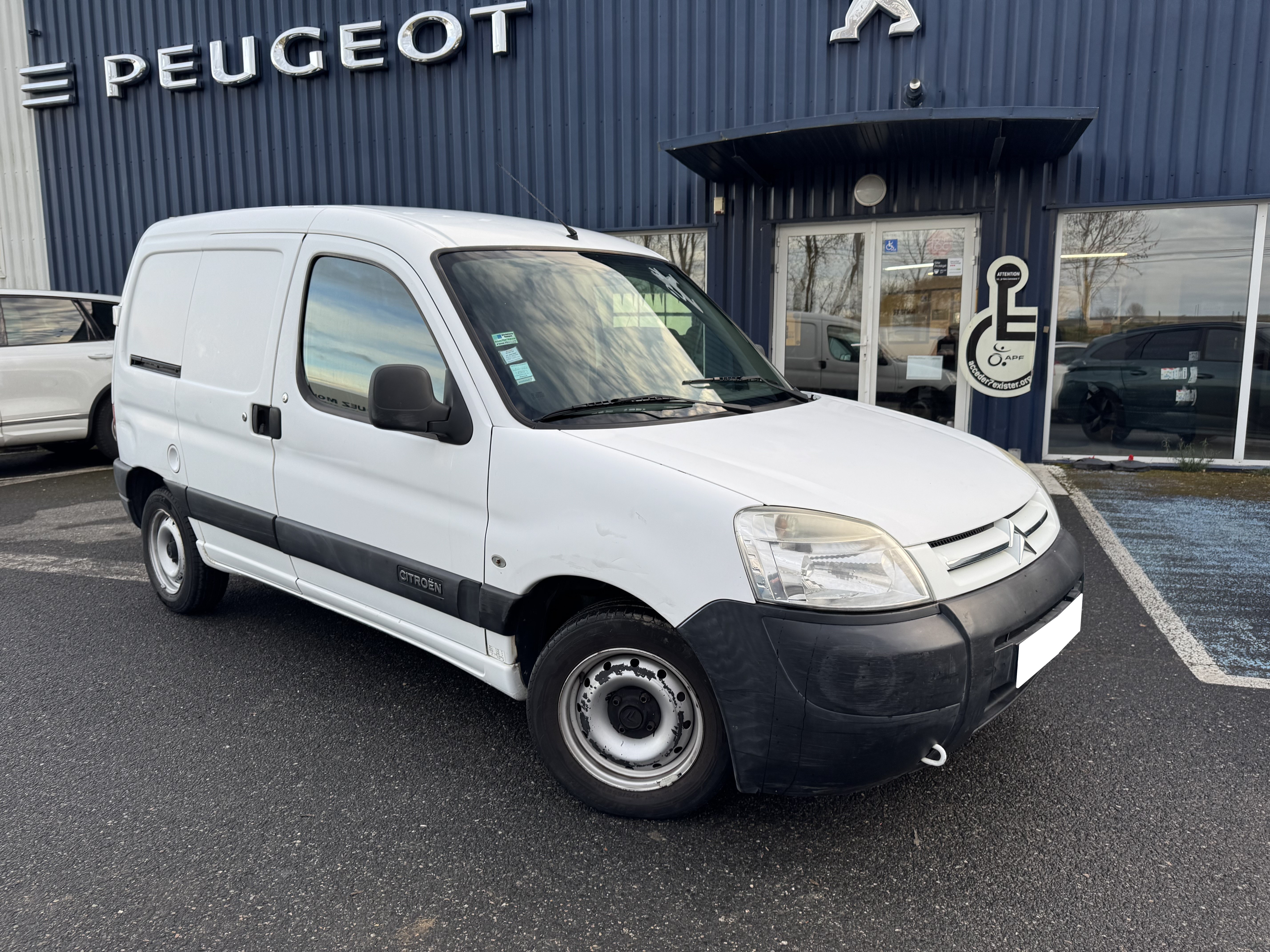 CITROEN Berlingo Ph2 1.6 HDI 75 – Utilitaire