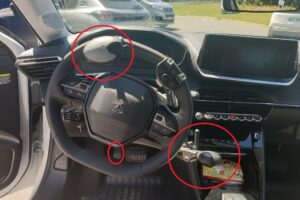 Aménagement véhicule auto école